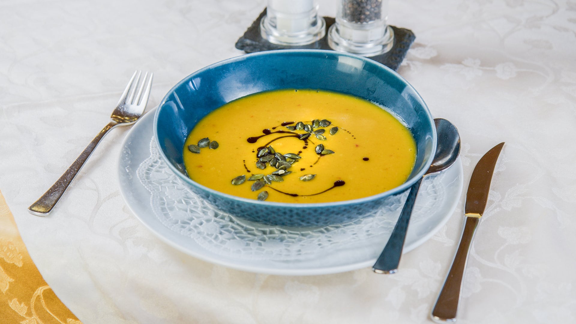 K&uuml;rbissuppe
